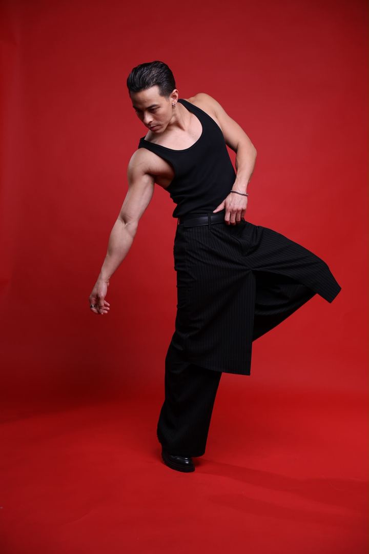Lake Smits, red editorial